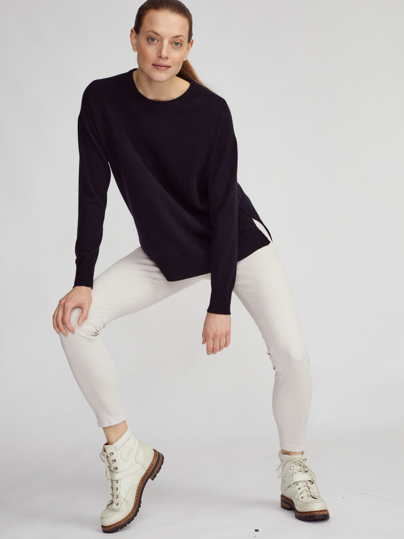 Roundneck Side Slits