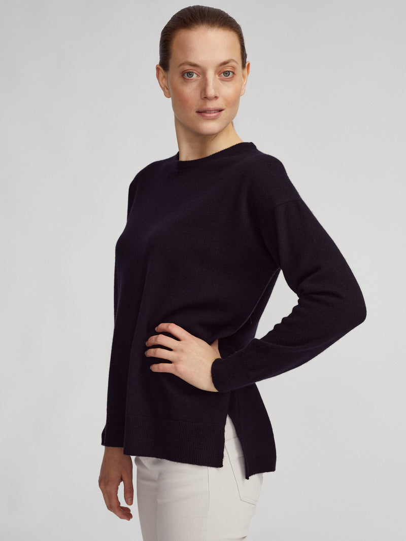 Roundneck Side Slits