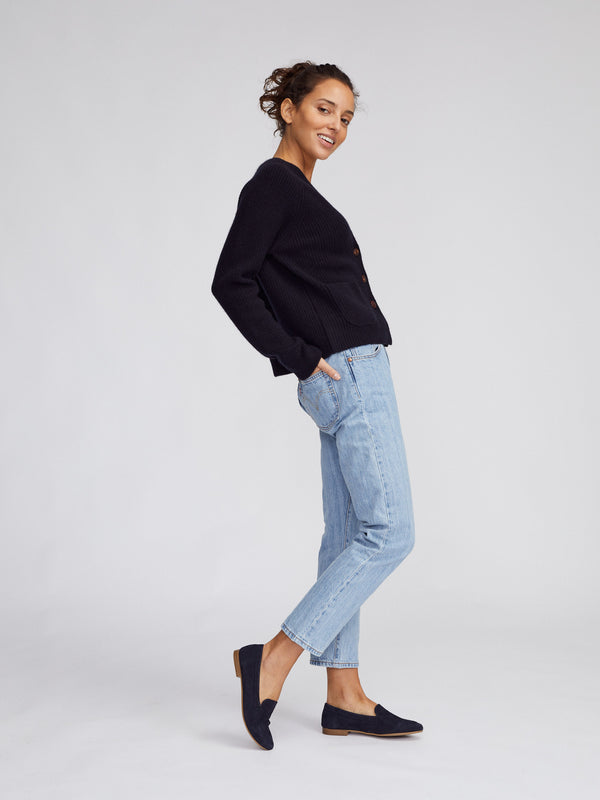 V-Neck Short Cardigan Oversize