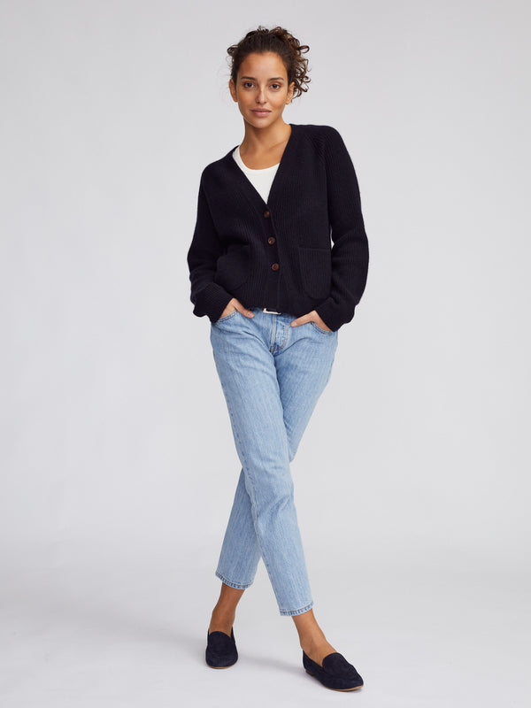 V-Neck Short Cardigan Oversize