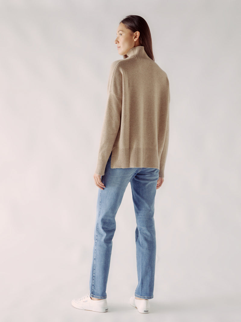 Stand Up Collar- Shape Pullover with Slits