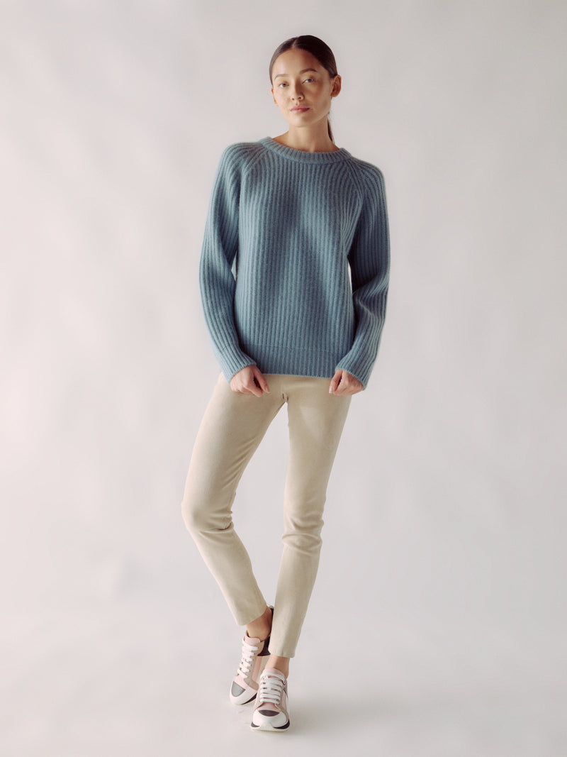 Round Neck Pullover