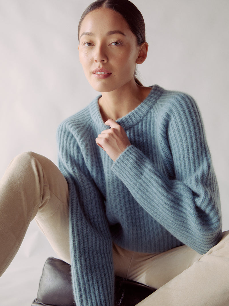 Round Neck Pullover
