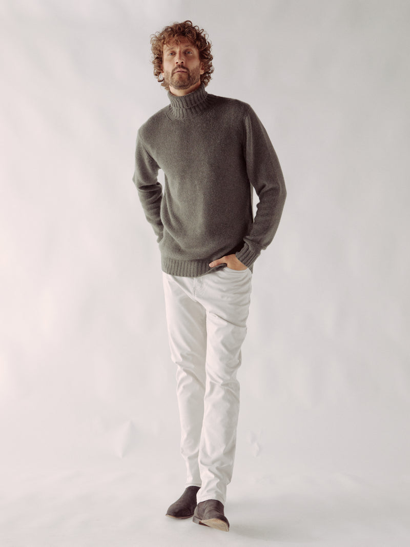Turtle-Neck Pullover