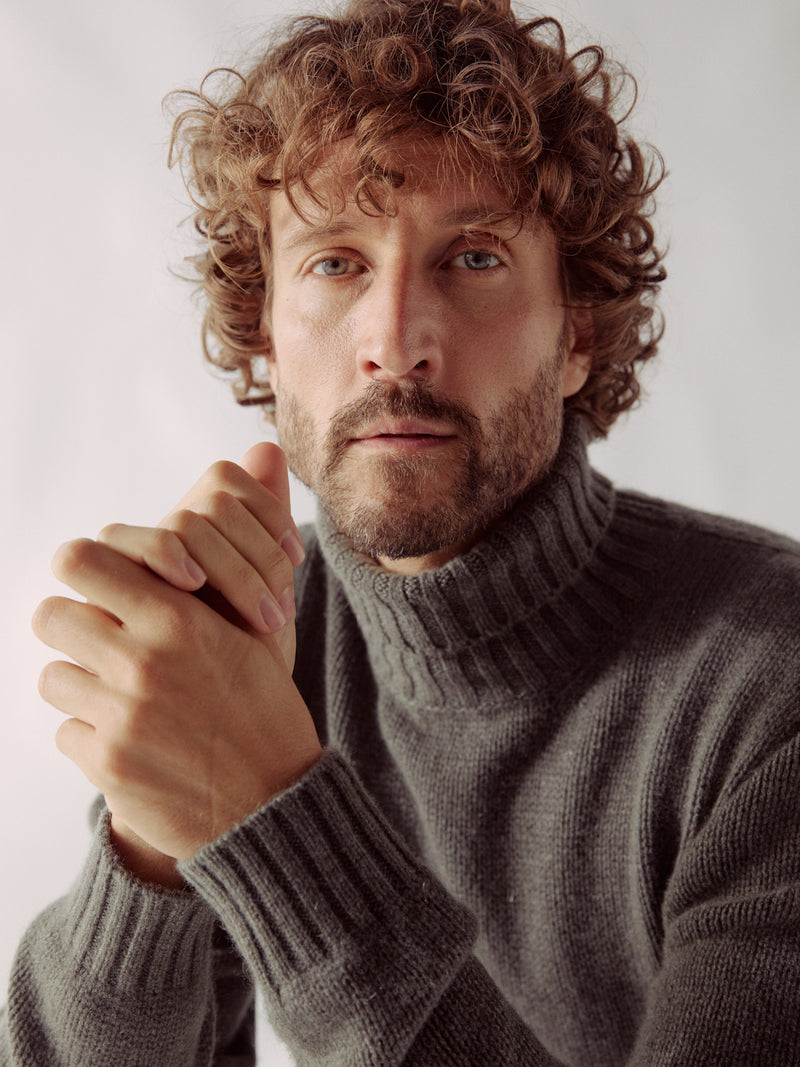 Turtle-Neck Pullover
